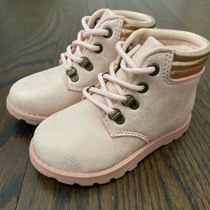 Carter’s Pink Sparkle Work Boot, Size 6T